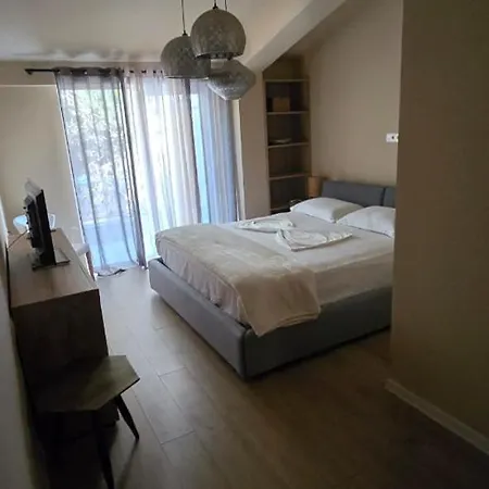 3 Bedroom * ゴーレム