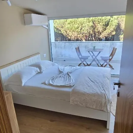 3 Bedroom アパート *