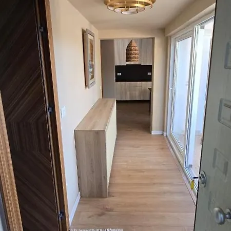 3 Bedroom ゴーレム